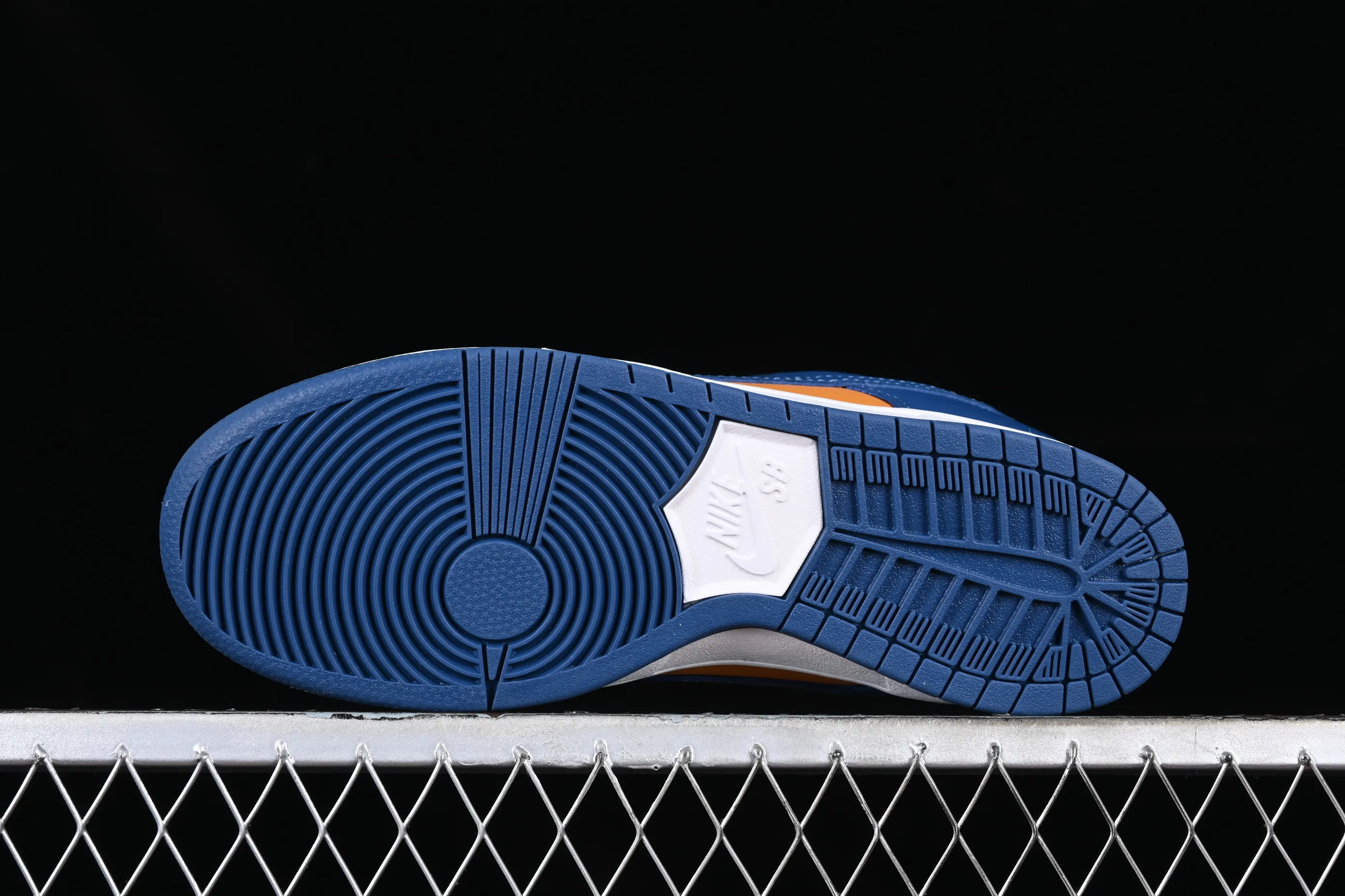 All categories Nk SB Dunk series Nk SB Dunk Low low-top sneakers Nk SB Dunk Low Pro SB smashed backboard fashion casual sneakers 304292-704